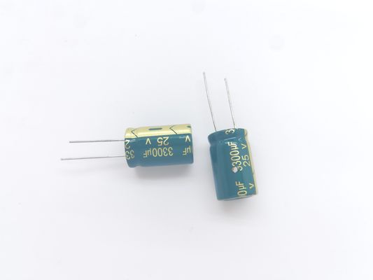 Capacitador eletrolítico de alumínio de autocuragem de frequência 10V Voltagem nominal -40.C a 105.C Intervalo de temperatura 2000h Vida útil