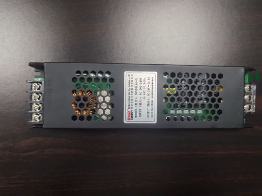 Eficiência Transformador de potência à prova de chuveiro de saída única 100W 12V CC IP67 Certificado 8.3A