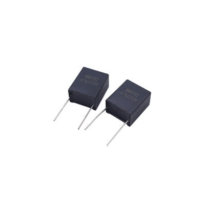 Tipo de montagem através de buracos Compativel com a RoHS MMKP82 Capacitor683J630V Com amplo intervalo de capacidade